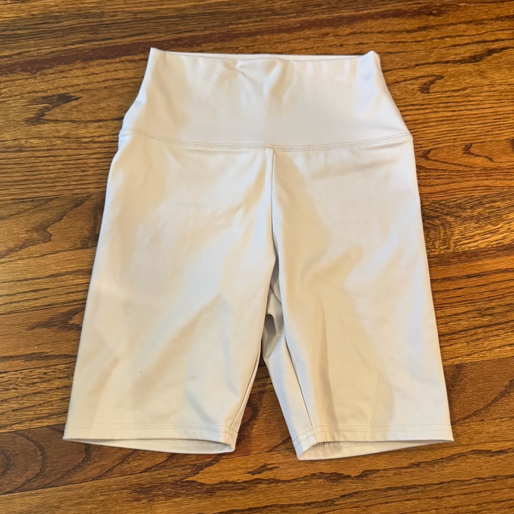 Garage biker shorts